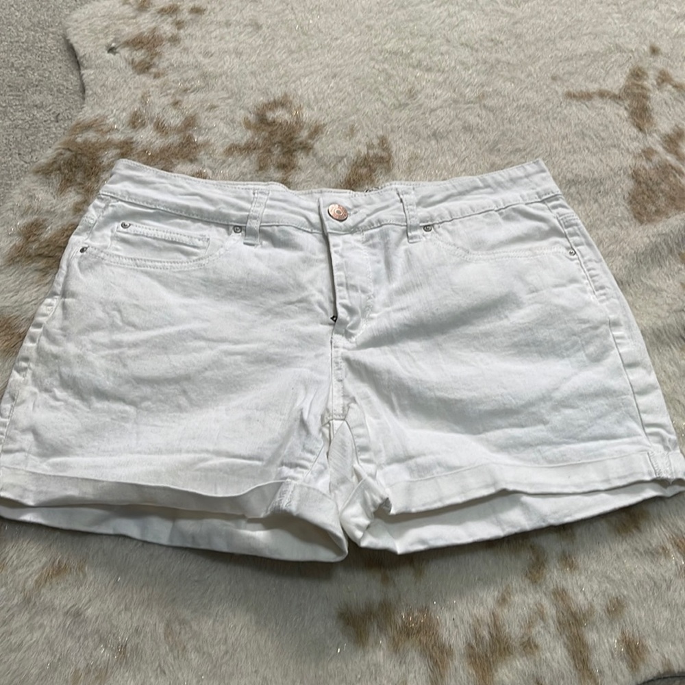 White jean shorts